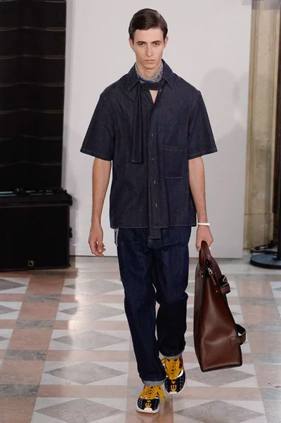 Look 18